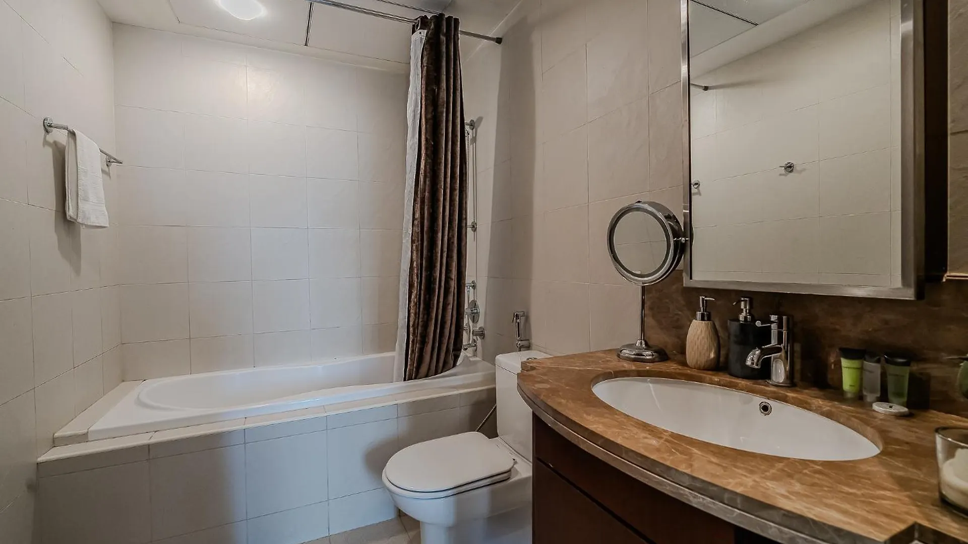 Spacious 1Bdr Apartment I Standpoint Tower I Downtown Dubai