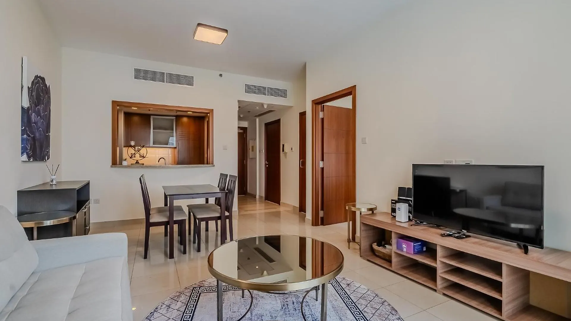 Spacious 1Bdr Apartment I Standpoint Tower I Downtown Dubai
