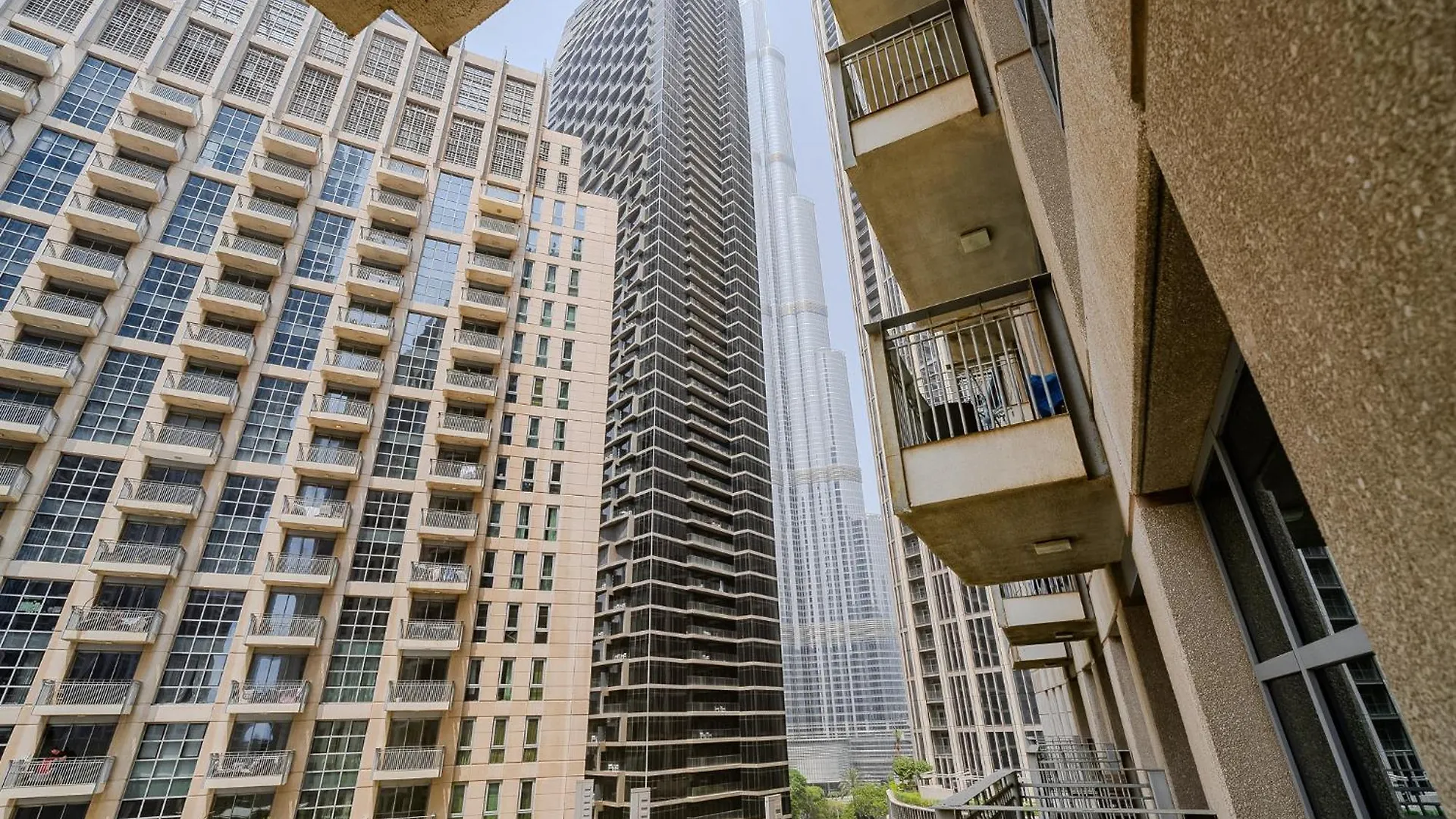Spacious 1Bdr Apartment I Standpoint Tower I Downtown Dubai